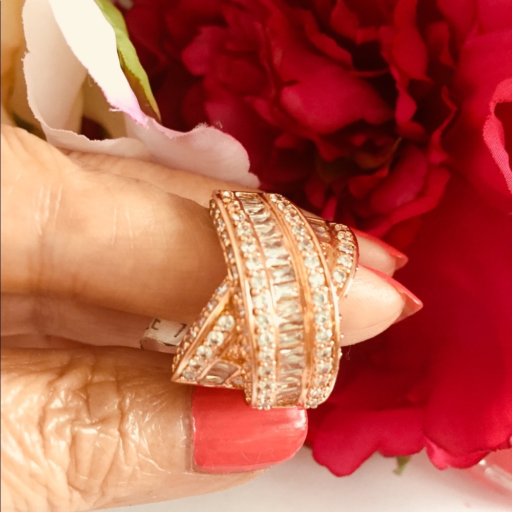 Gold rose ring - Picture 3 of 6